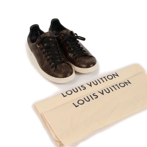Louis Vuitton Monogram Frontrow Sneakers - Size 39