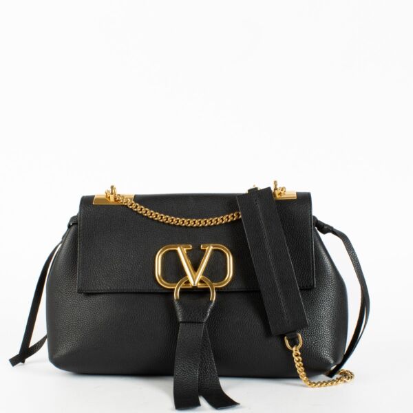 Authentic second-hand Valentino Garavani Black Vlogo Ribbon Bag on labellov.com