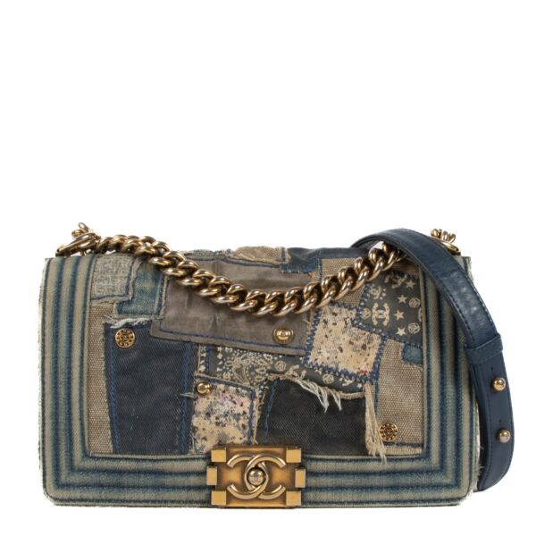 Shop safe online at Labellov in Antwerp, Brussels and Knokke this 100% authentic second hand Chanel Denim Patchwork Medium Boy Bag