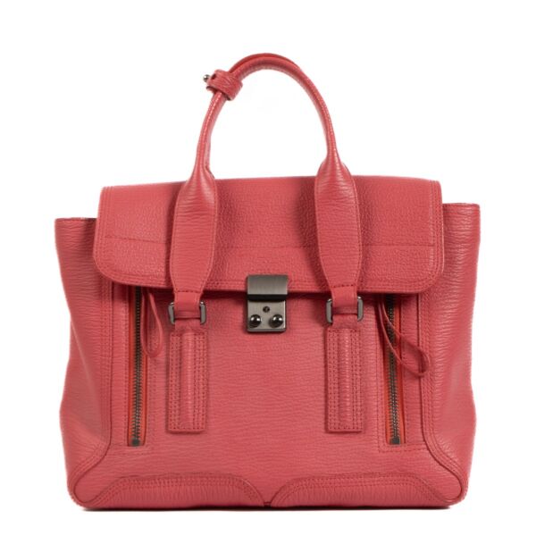 Shop safe online at Labellov in Antwerp, Brussels and Knokke this 100%a authentic second hand Philip Lim Raspberry Leather Medium Pashli Shoulder Bag