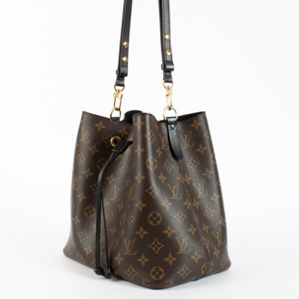 Louis Vuitton NéoNoé MM bucket bag