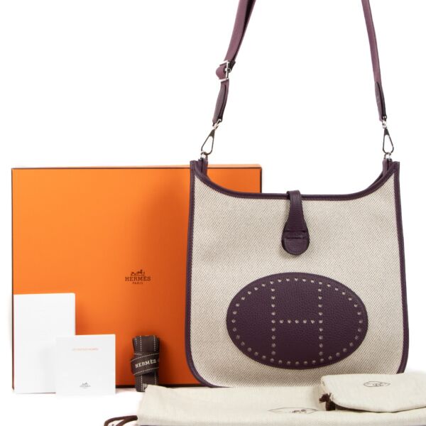 Hermès Evelyne Poche III 29 Twill H/Taurillon Clemence Ecru/Cassis PHW