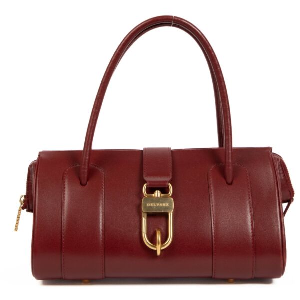 shop 100% authentic second hand Delvaux Le Georges PM Jumping Lisse Burgundy Bag on Labellov.com