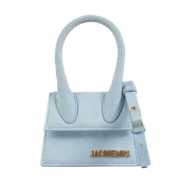 Shop safe online at Labellov in Antwerp, Brussels and Knokke this 100% authentic second hand Jacquemus Blue Suede Le Chiquito Bag
