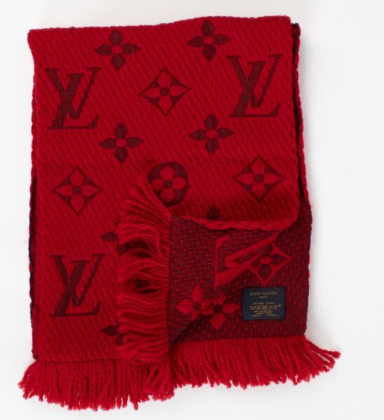 Shop 100% authentic secondhand Louis Vuitton Red Logomania Wool Scarf on Labellov.com