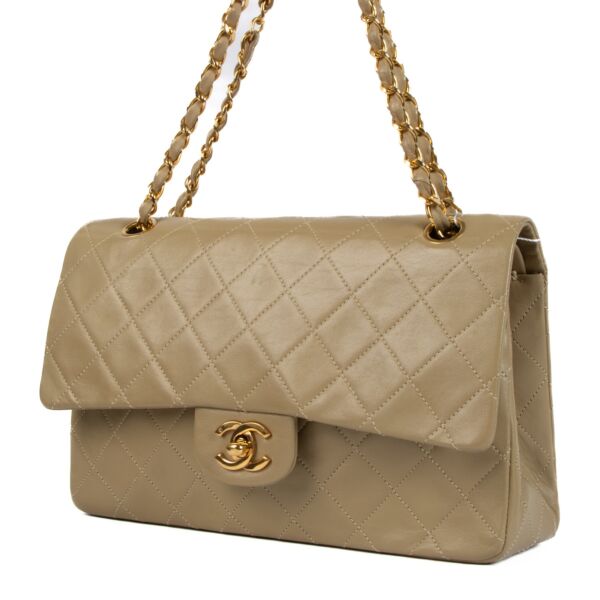 Chanel Vintage Beige Lambskin Medium Classic Flap Bag