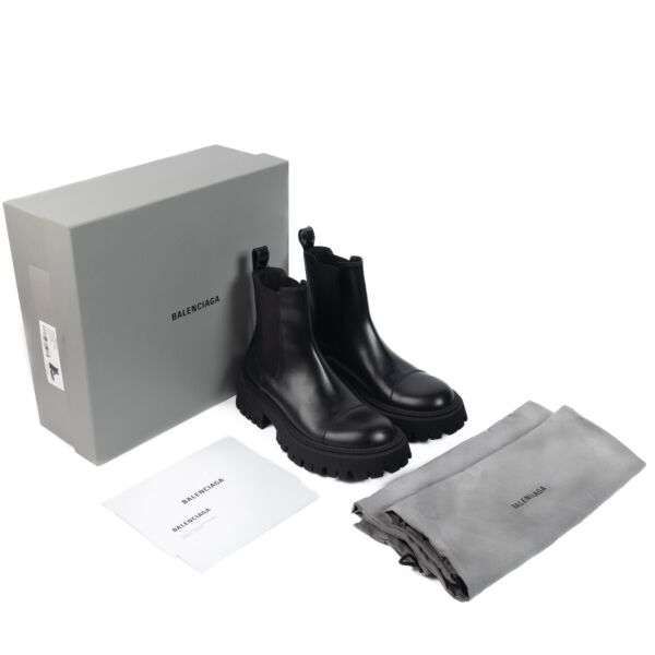Balenciaga Black Tractor Bootie L20 - size 42