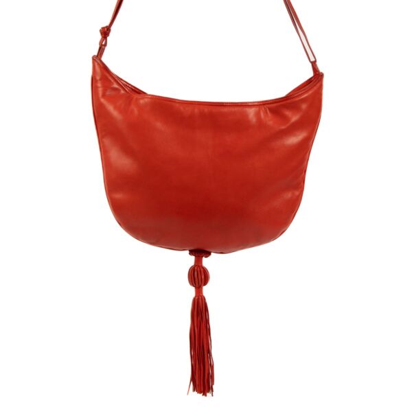 Shop 100% authentic second-hand Bottega Veneta Vintage Red Lambskin Halfmoon Bag on Labellov.com
