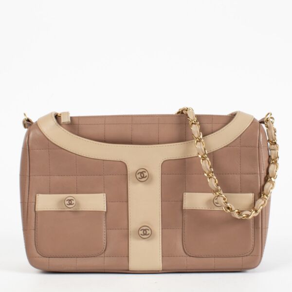 Authentic Preloved Chanel Pink Vintage Gril Shoulder bag on Labellov.com