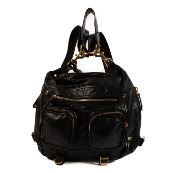 Shop safe online Gucci Black Lambskin Medium Darwin Convertible Backpack . Acheter en ligne seconde main Gucci Black Lambskin Medium Darwin Convertible Backpack. Shop safe online Gucci Black Lambskin Medium Darwin Convertible Backpack 