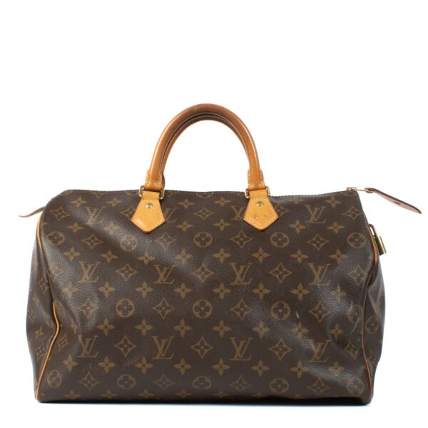 Shop Safe online at Labellov in Antwerp, Brussels and Knokke this 100% authentic second hand Louis Vuitton Monogram canvas speedy 35
