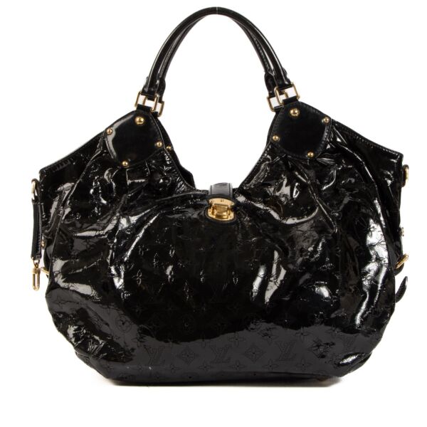Shop 100% authentic second-hand The Louis Vuitton Black Mahina Surya XL Hobo Bag  on Labellov.com