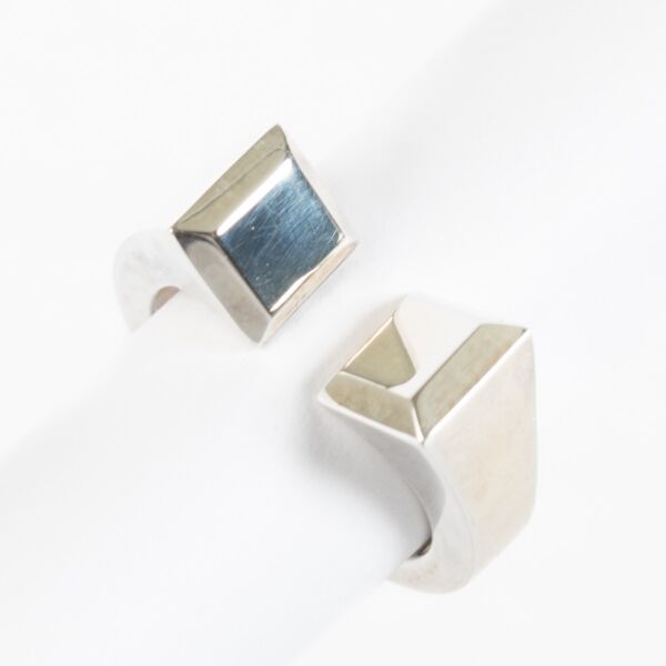 Authentic Preloved Hermès Clou de Forge Large Ring - Size 55 on labellov.com