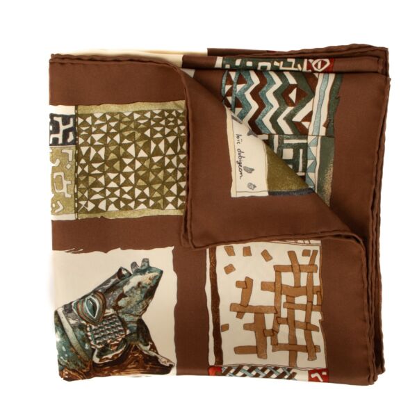 Shop 100% authentic second-hand Hermès Brown Persona Silk Carré 90 Scarf on Labellov.com