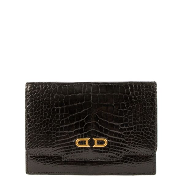 Shop 100% authentic second-hand Delvaux Black Crocodile Wallet on Labellov.com