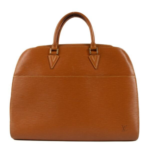 Shop 100% authentic second-hand Louis Vuitton Camel Epi Leather Bag on Labellov.com