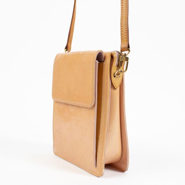 Louis Vuitton Beige Monogram Vernis Mott Bag