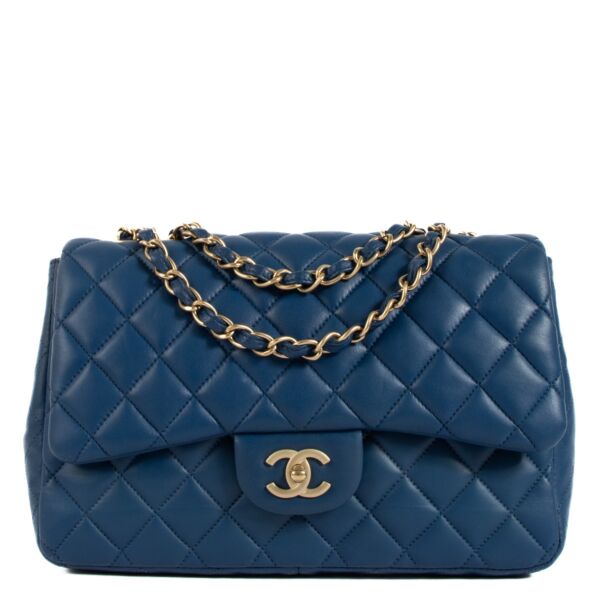 Shop safe online at Labellov in Antwerp, Brussels and Knokke this 100% authentic second hand Chanel Blue Lambskin Large Classic Single Flap Bag