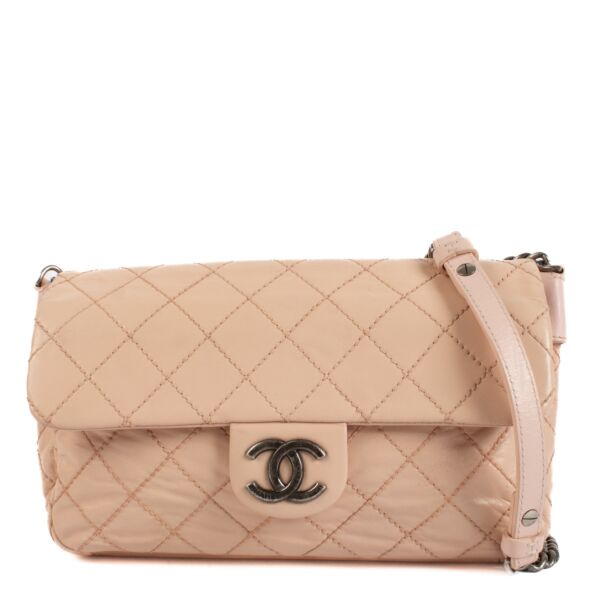 Chanel ○ Labellov ○ Buy and Sell Authentic Luxury