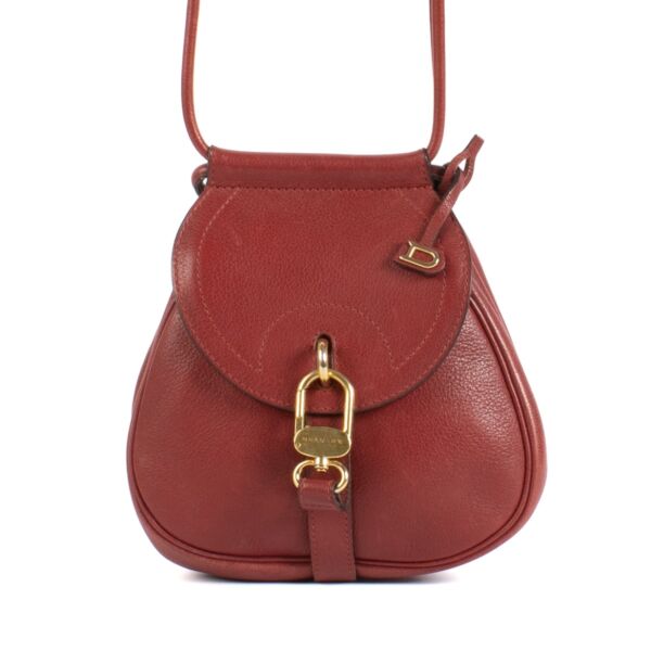 Authentic Second Hand Delvaux Red Cerceau Crossbody on Labellov.com