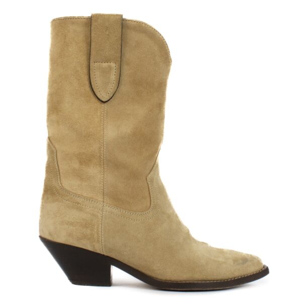 Shop safe online at Labellov in Antwerp, Brussels and Knokke this 100% authentic second hand Isabel Marant Beige Suede Twist San Boots - Size 36