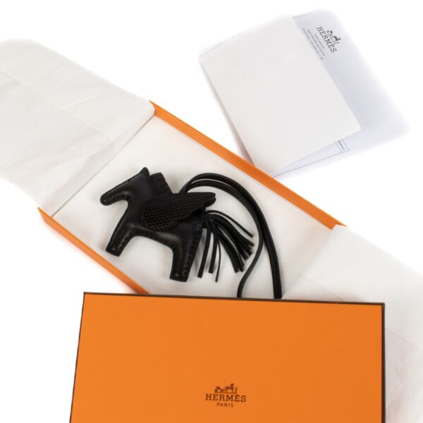 Hermès Rodeo PM Pegase Touch So Black Milo/Lizard Charm
