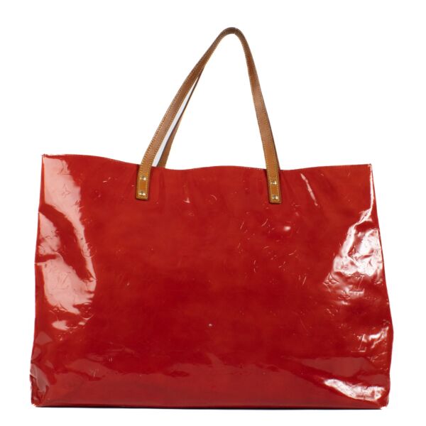 Louis Vuitton Red Monogram Vernis Reade GM Bag