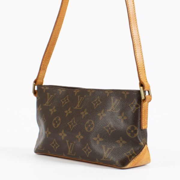Louis Vuitton Monogram Trotteur Crossbody Bag