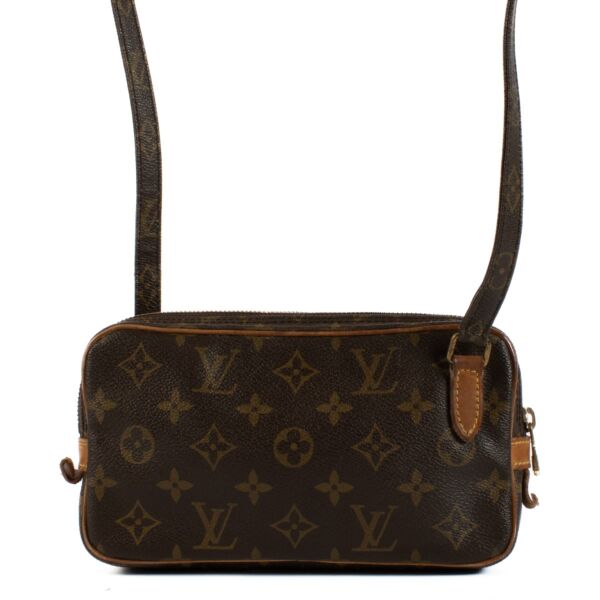 Shop 100% authentic Louis Vuitton Monogram Camera Bag at Labellov.com.