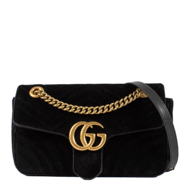 Shop safe online at Labellov in Antwerp, Brussels and Knokke this 100% second hand Gucci Black Velvet GG Marmont Small Bag