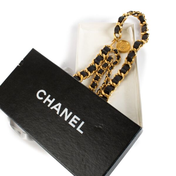 Chanel Collection 29 Black Leather Gold Chain Vintage Belt 