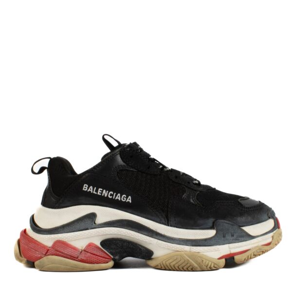 Shop 100% authentic second-hand Balenciaga Black/White/Red Triple S Sneakers - Size 37 on Labellov.com