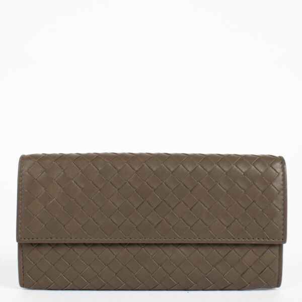 authentic preloved Bottega Veneta Taupe Intrecciato Long Wallet on Labellov.com