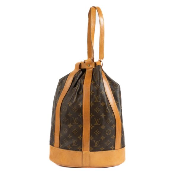 Shop safe online at Labellov in Antwerp, Brussels and Knokke this 100% authentic second hand Louis Vuitton Monogram Randonnée Bucket Bag