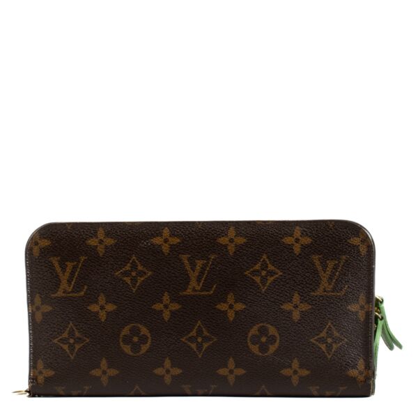 Shop safe online at Labellov in Antwerp, Brussels and Knokke this 100% authentic second hand Louis Vuitton Monogram Green Insolite En Toile Wallet