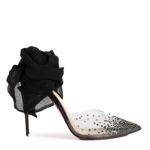 Shop safe online at Labellov in Antwerp, Brussels and Knokke this 100% authentic second hand Christian Louboutin Black Glitter Miragirl Heels - Size 39