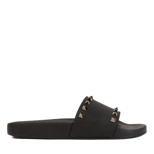 Valentino Garavani Black Rubber Rockstud Slides