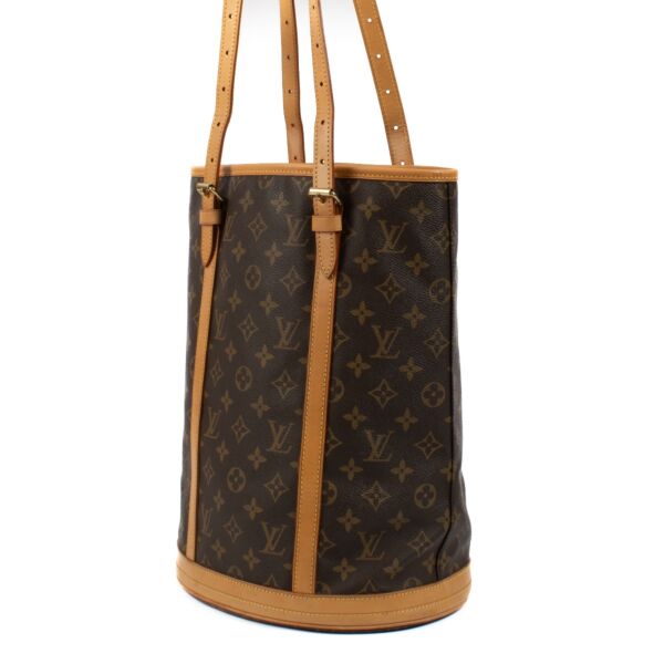 Louis Vuitton Monogram Marais Bucket GM Shoulder Bag