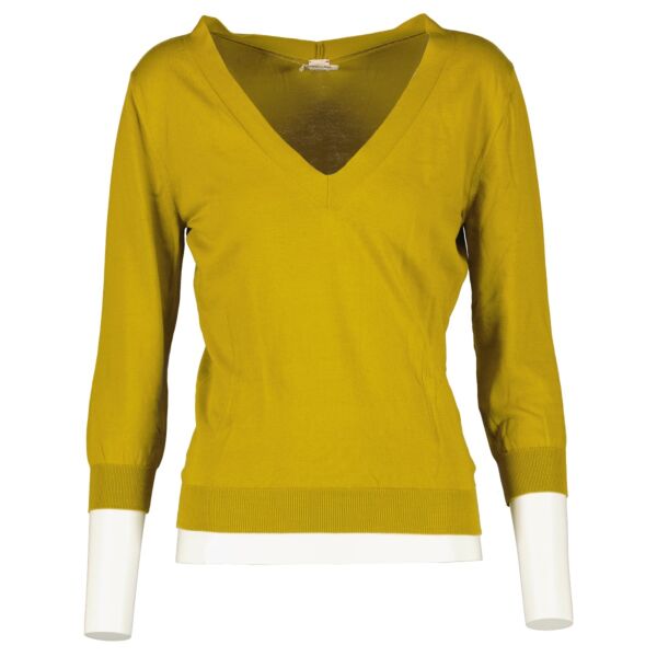 shop 100% authentic second hand Hermès Green Top - Size M on Labellov.com