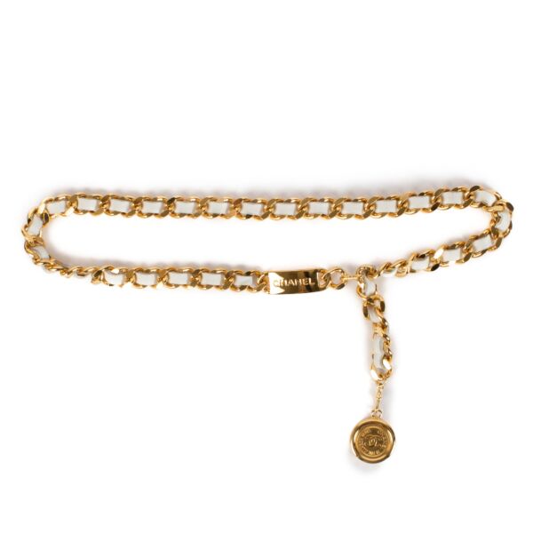 Chanel 94A White Leather Gold Chain Medallion Belt