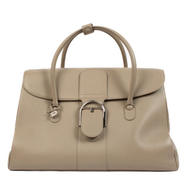 Delvaux Brillant Double Poignée Sellier Tourterelle Bag aan de beste prijs bij Labellov tweedehands luxe in Antwerpen en Knokke.