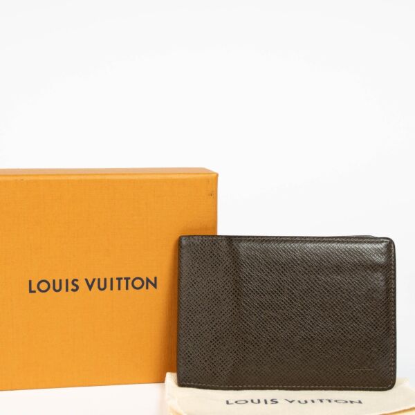 Louis Vuitton Taiga Leather Bifold Wallet