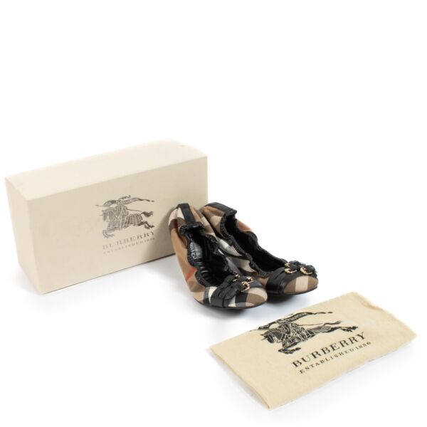 Burberry Check Ballet Flats - Size 40