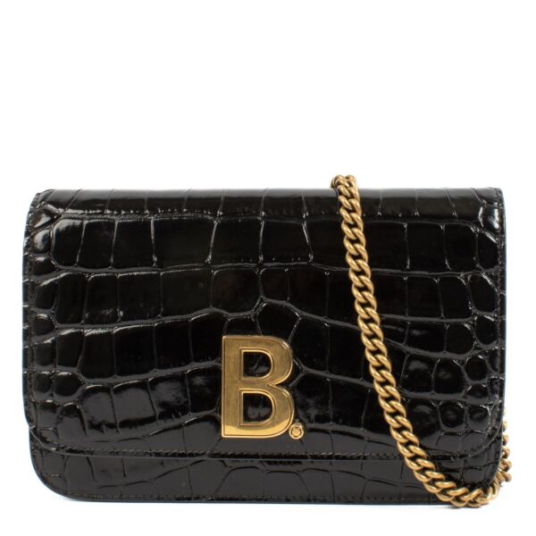 authentic pre loved Balenciaga Black Leather Wallet on Chain on Labellov.com