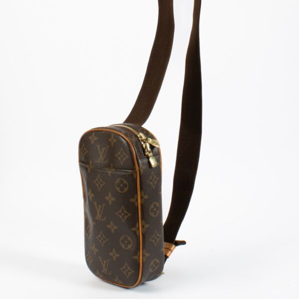 Louis Vuitton Monogram Gange Waist Bag