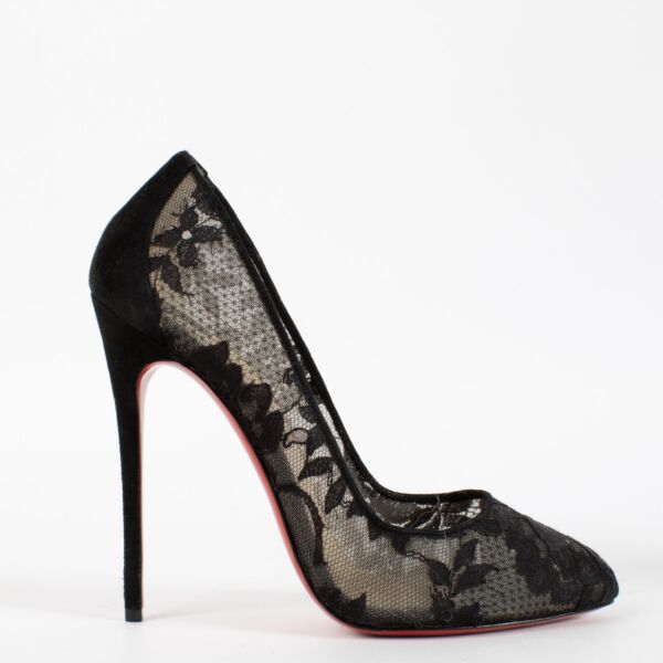 Authentic pre-loved Christian Louboutin Black Dorissima Lace Pumps — Size 37 on Labellov.com