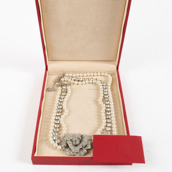 Valentino Garavani Silver Flower Diamond and Pearl Necklace 