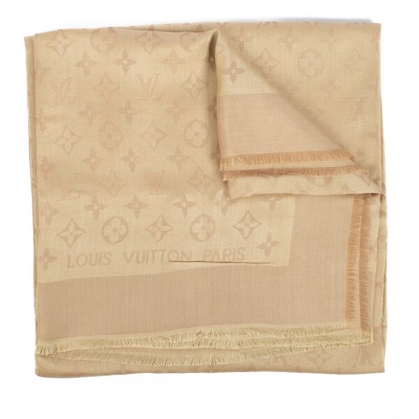 Authentic second hand Louis Vuitton Monogram Beige Classic Shawl on Labellov.com