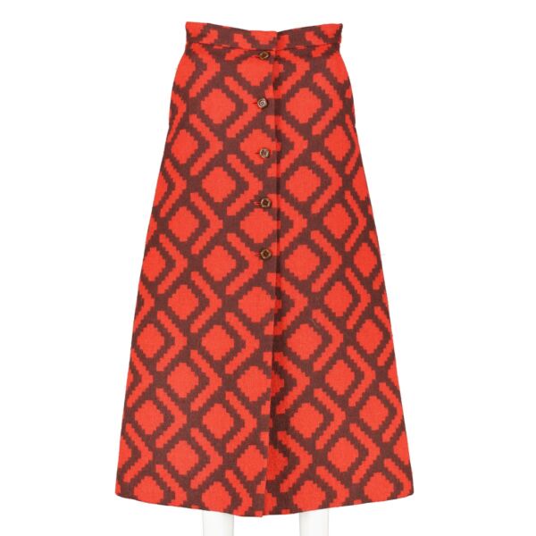 shop 100% authentic second hand Gucci Red Pattern Wool Skirt - Size 40 on Labellov.com