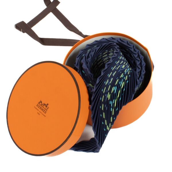 Hermès Blue Les Sources De La Vie Plissé Scarf